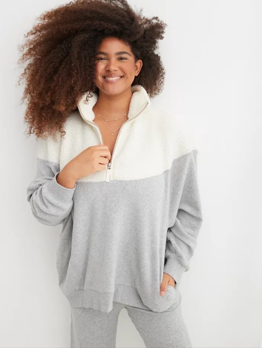 NWT- Aerie Hometown Holiday Quarter Zip Fleece Gray Sweatshirt Women's Size S